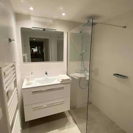 Elegant One-bedroom With Swimming Pool - Stayinantibes - Le Vallon *