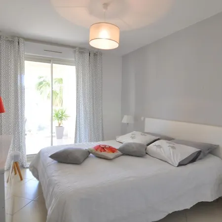 Elegant One-bedroom With Swimming Pool - Stayinantibes - Le Vallon Appartement Antibes
